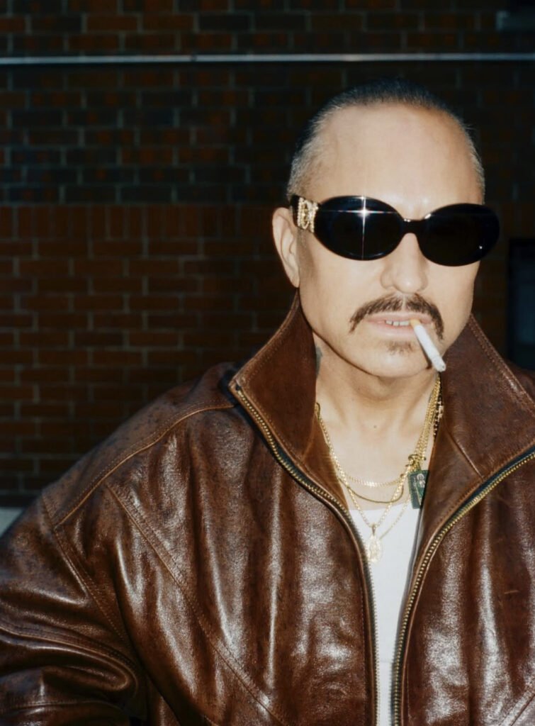 ¿Quién es Willy Chavarría? El diseñador que convirtió la moda